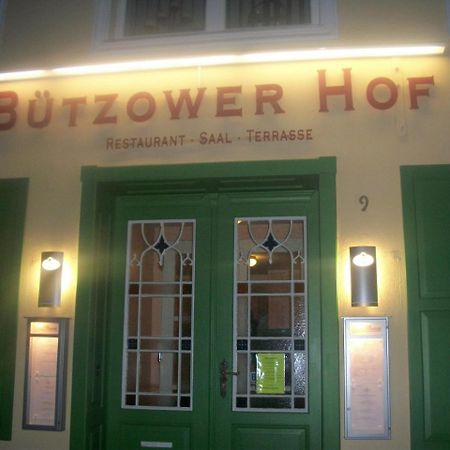 Hotel Buetzower Hof エクステリア 写真